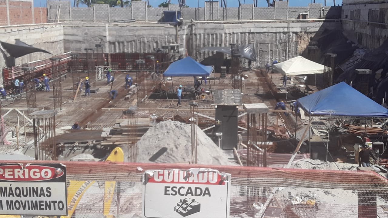 Desvendando Cortinas Atirantadas: Sua Solução de Segurança e Estabilidade