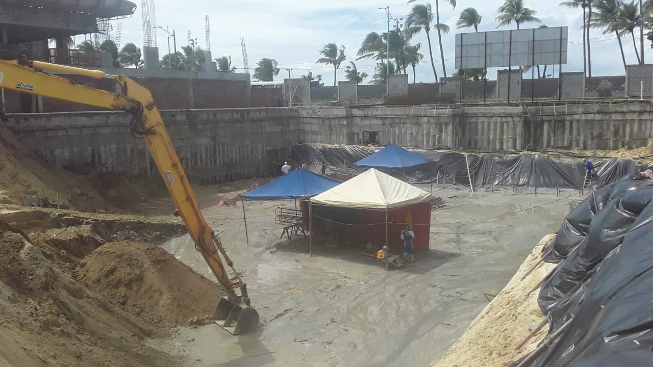 Drones na Geotecnia: Revolucione Seu Canteiro com Inovação Aérea