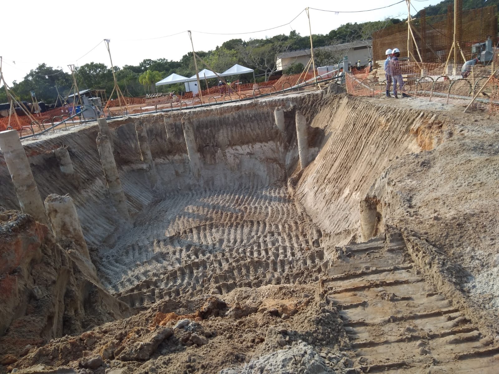 Transforme sua Engenharia: Segurança Máxima com Simulações Numéricas!