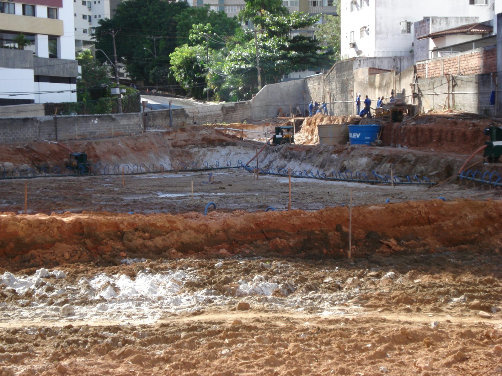 Domine Fundações Complexas com a Avançada Tecnologia de Perfuratriz